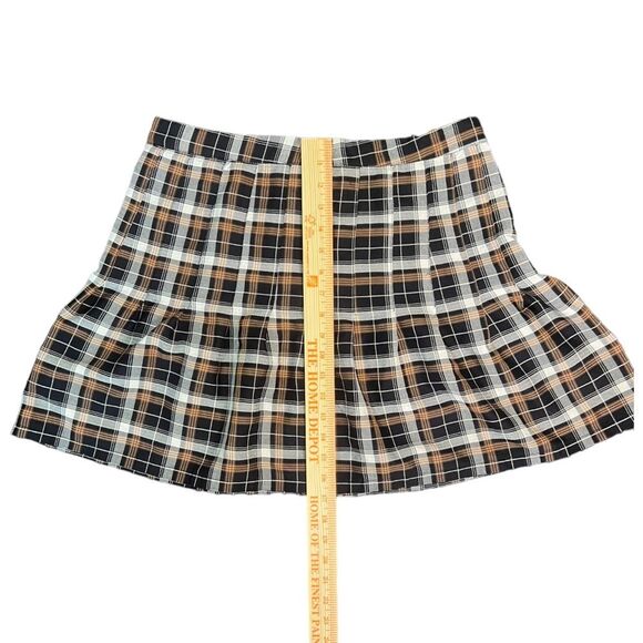 Urban Outfitters Plaid Mini Skirt Size Large (Black, Brown, White) - Picture 4 of 5